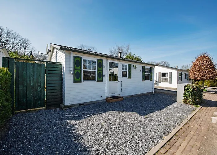 13, Artist-designed With Ac, Parking & Fully Fenced!