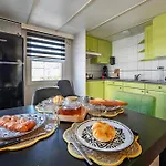 13, Artist-designed With Ac, Parking & Fully Fenced! *