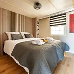 13, Artist-designed With Ac, Parking & Fully Fenced! בקתה *